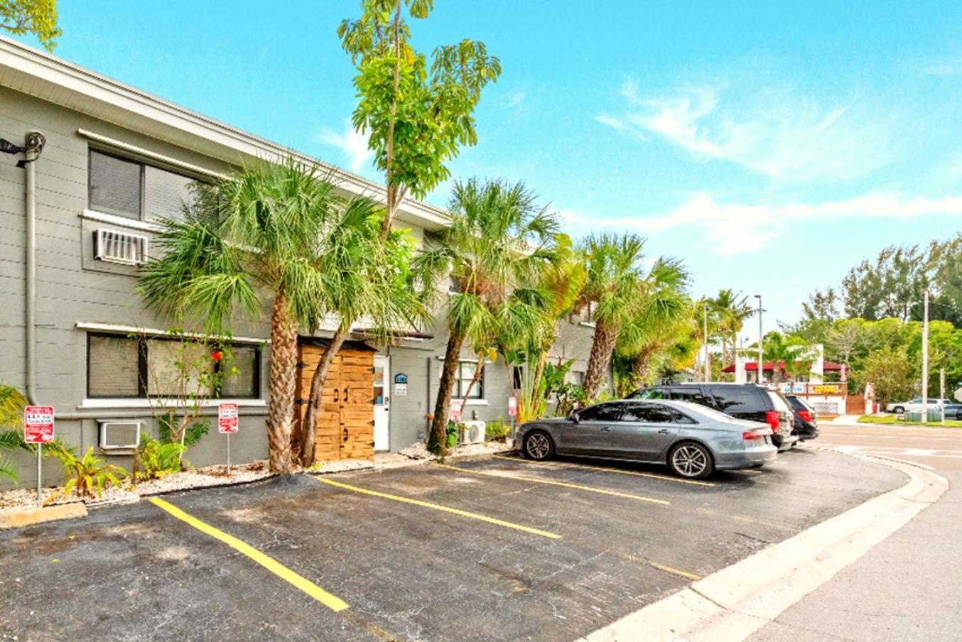 Boutique Beach Retreat St. Pete Beach Eksteriør bilde